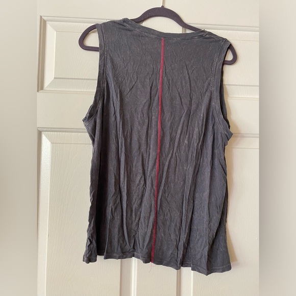 Peloton active tank top - Picture 3 of 3